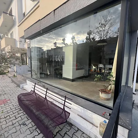 Genis Ve Yepyeni Konforlu & Merkezi Daire *