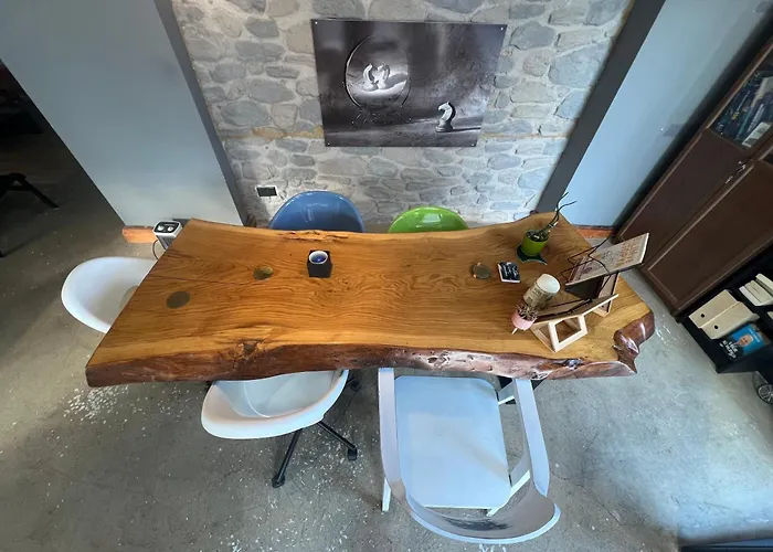 Genis Ve Yepyeni Konforlu & Merkezi Daire