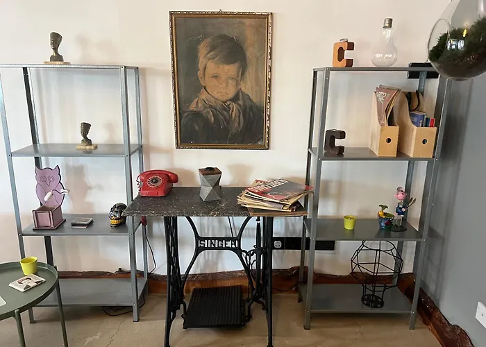 Genis Ve Yepyeni Konforlu & Merkezi Daire Apartment Nicosia