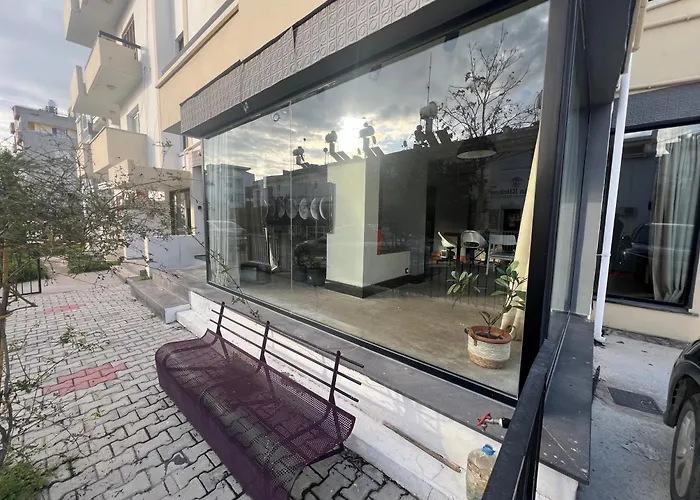 Genis Ve Yepyeni Konforlu & Merkezi Daire *