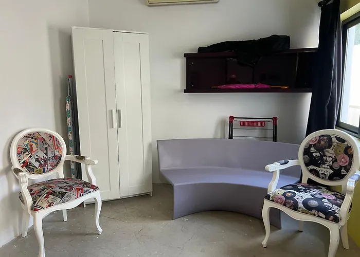 Genis Ve Yepyeni Konforlu & Merkezi Daire Apartment Nicosia