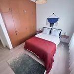 Genis Ve Yepyeni Konforlu & Merkezi Apartment *
